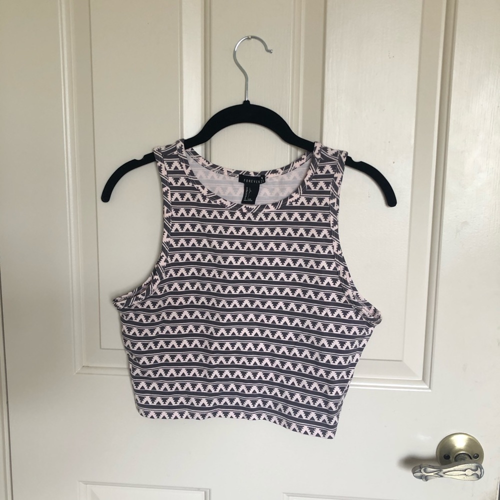Crop top